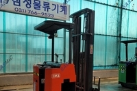 [중고]니찌유 1.8톤,6.0미터 리치(입승식) 전동지게차